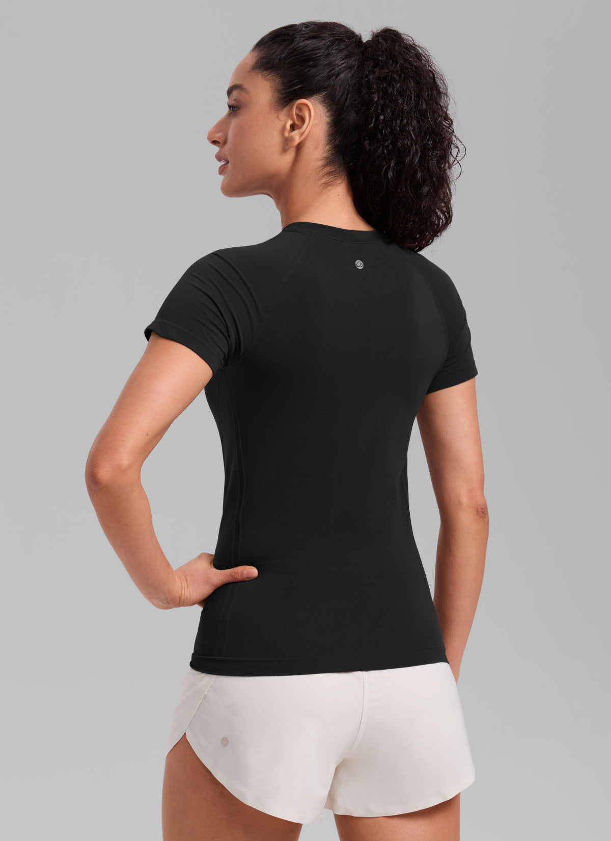 CRZ YOGA Women's Running Classic Fit Shirts Seamless Short Sleeves Black