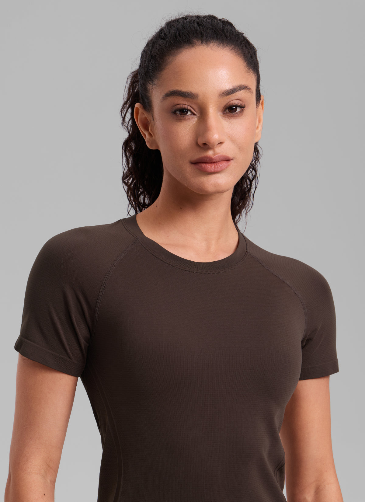 CRZ YOGA Women's Running Classic Fit Shirts Seamless Short Sleeves Hot Fudge Brown