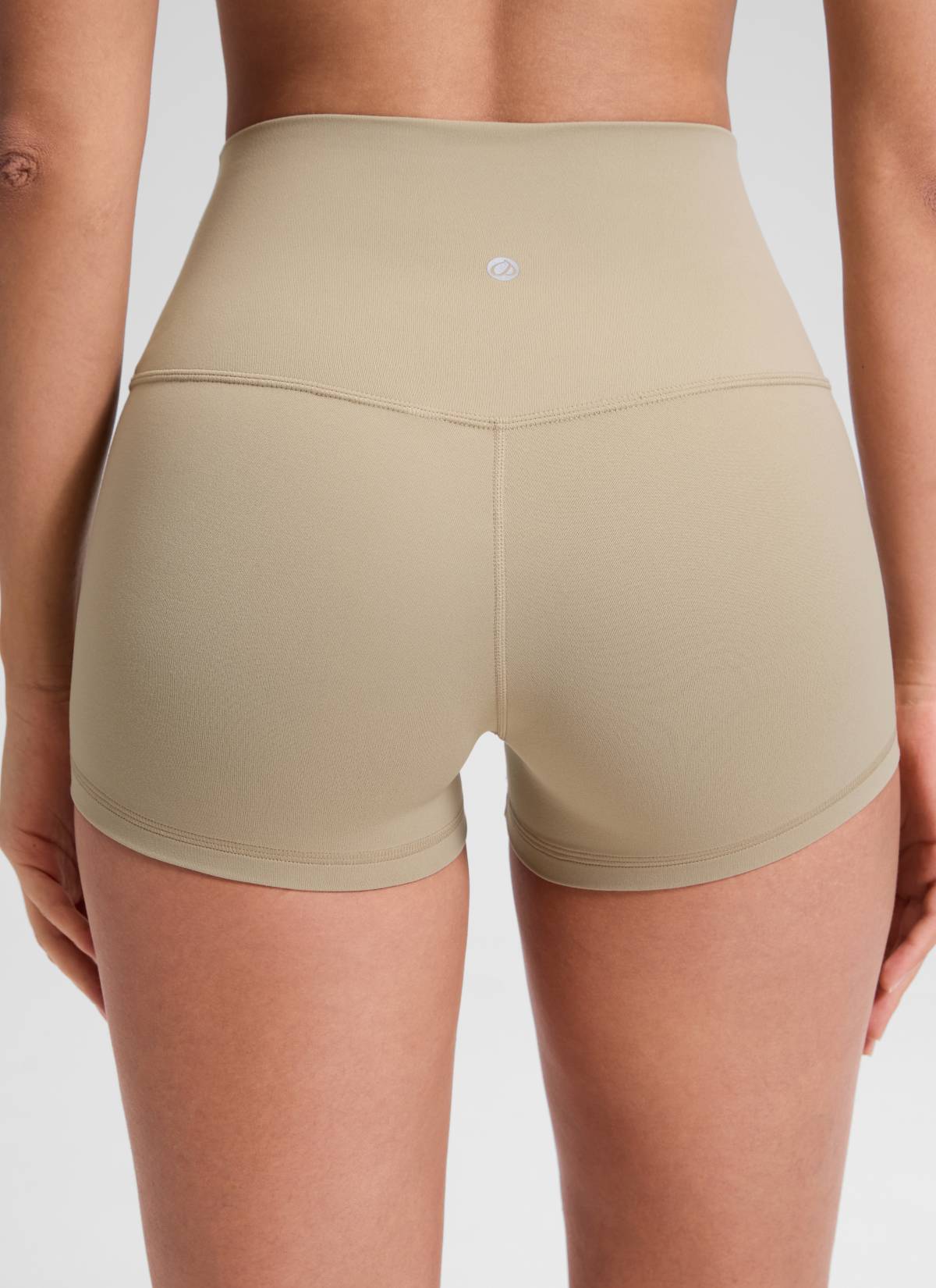 กางเกงขาสั้นไบเกอร์ผู้หญิง CRZ YOGA โยคะ เอวสูง Butterluxe 2.5 นิ้ว สีโอ๊ค Oak
